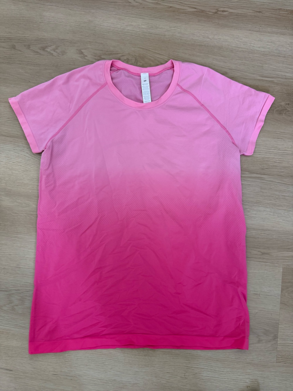 Lululemon Swiftly Short Sleeve Shirt 2.0 size 14